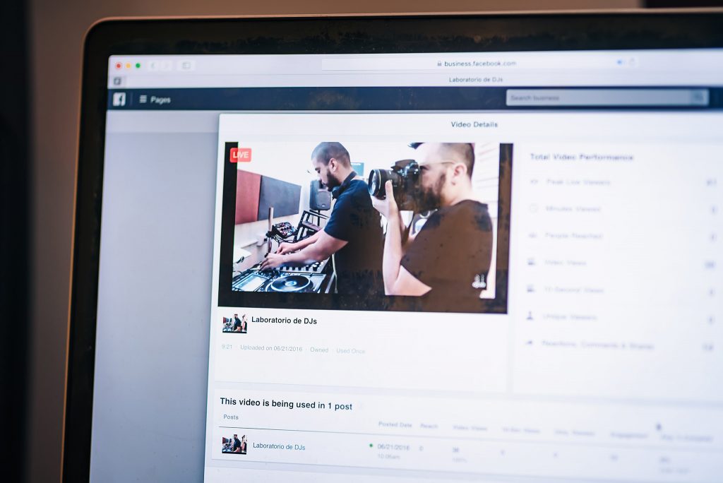 Cómo Hacer un Livestream con tu Controlador de DJ